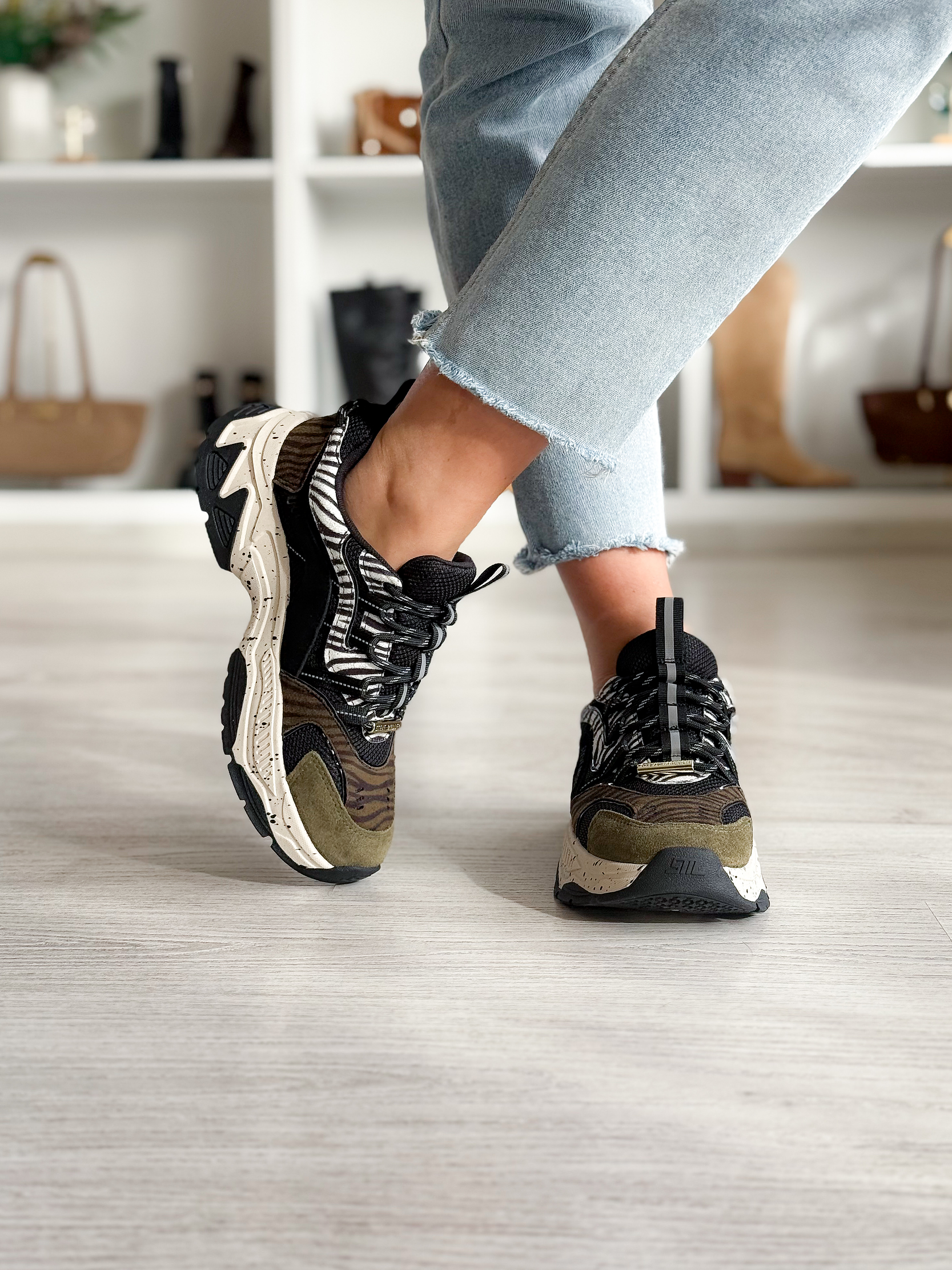 Animates-le Olive Zebra Sneaker 6