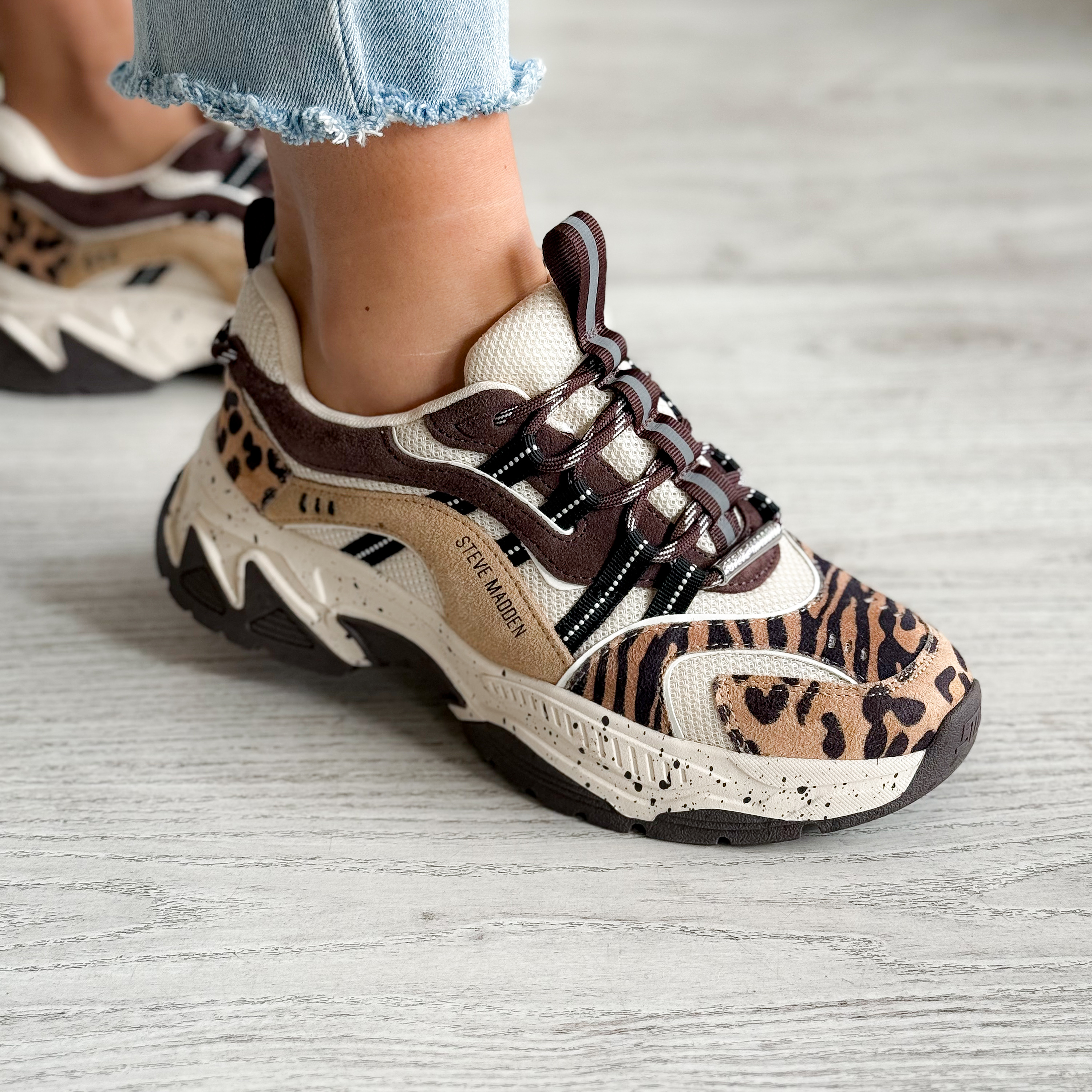 Animates-le Brown Leopard Sneaker 4