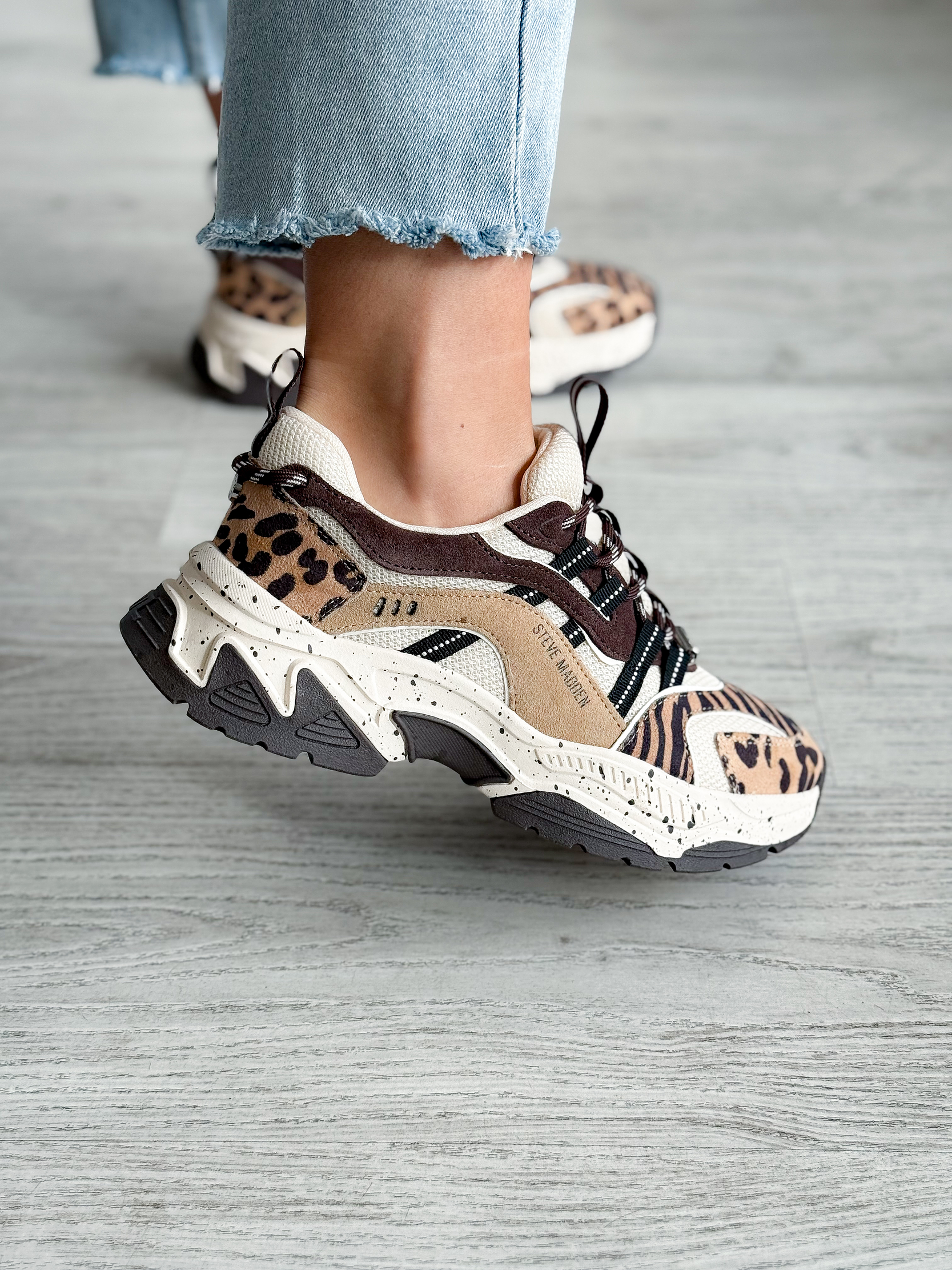 Animates-le Brown Leopard Sneaker 3