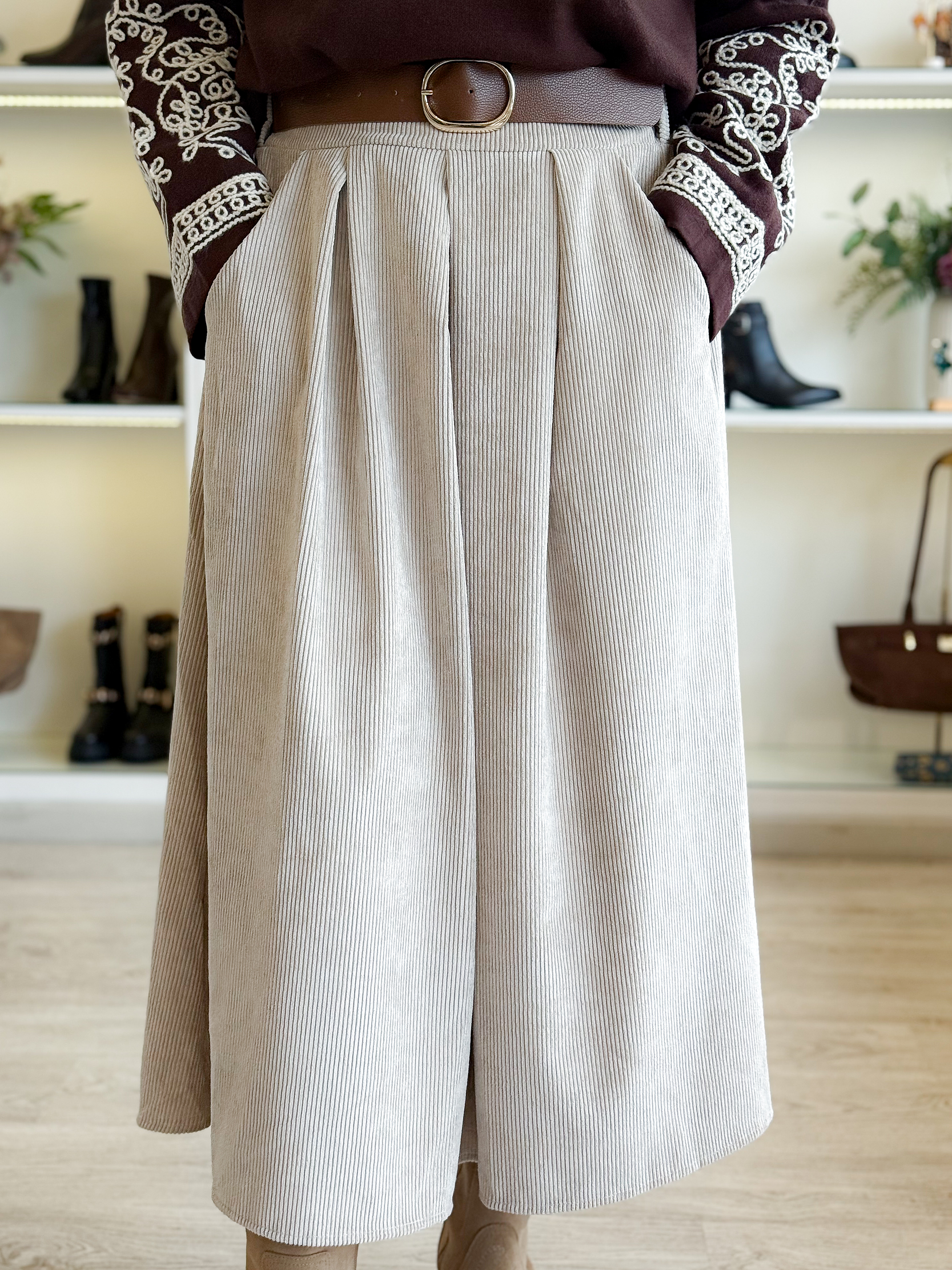 Saia Roxanne Bege  4