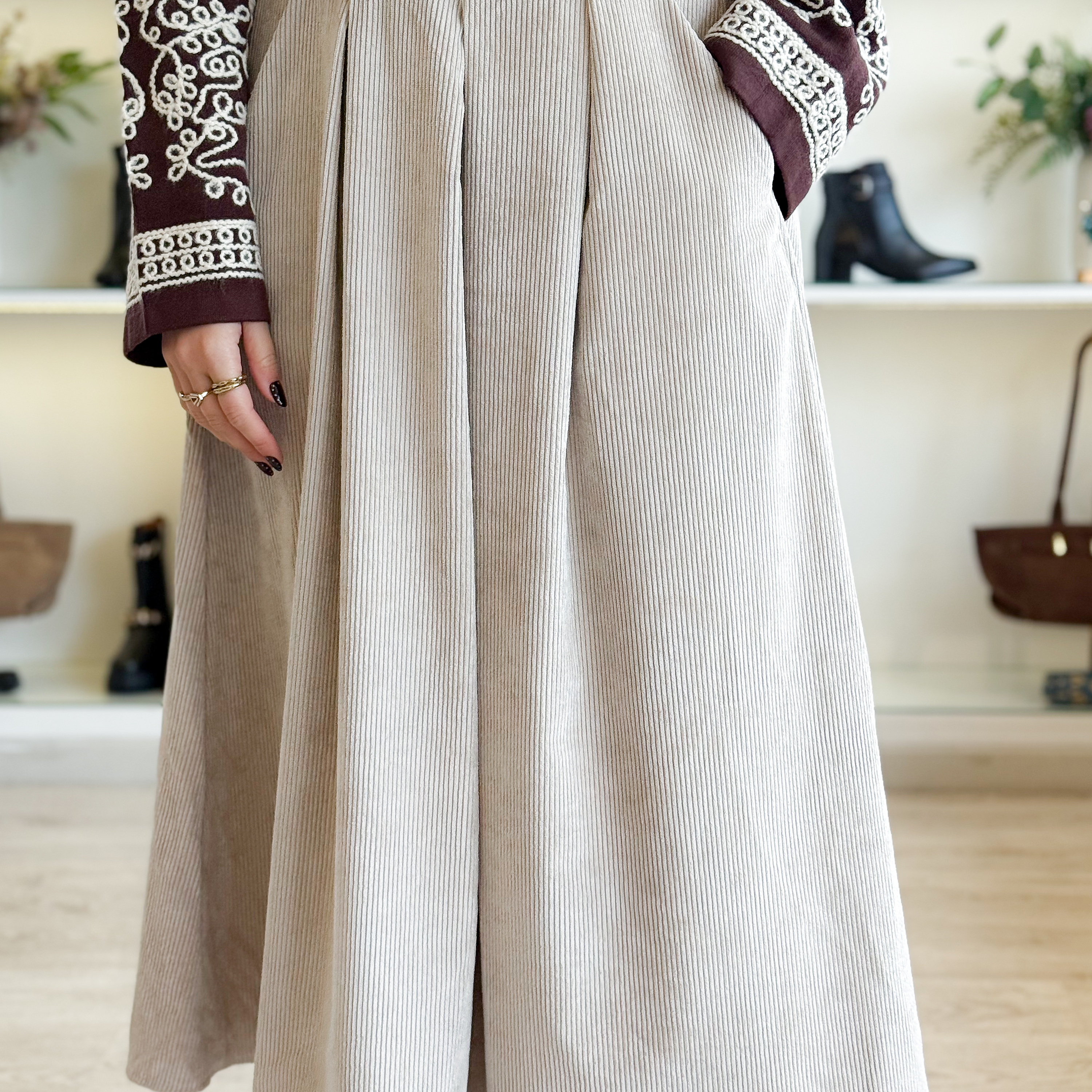 Saia Roxanne Bege  6