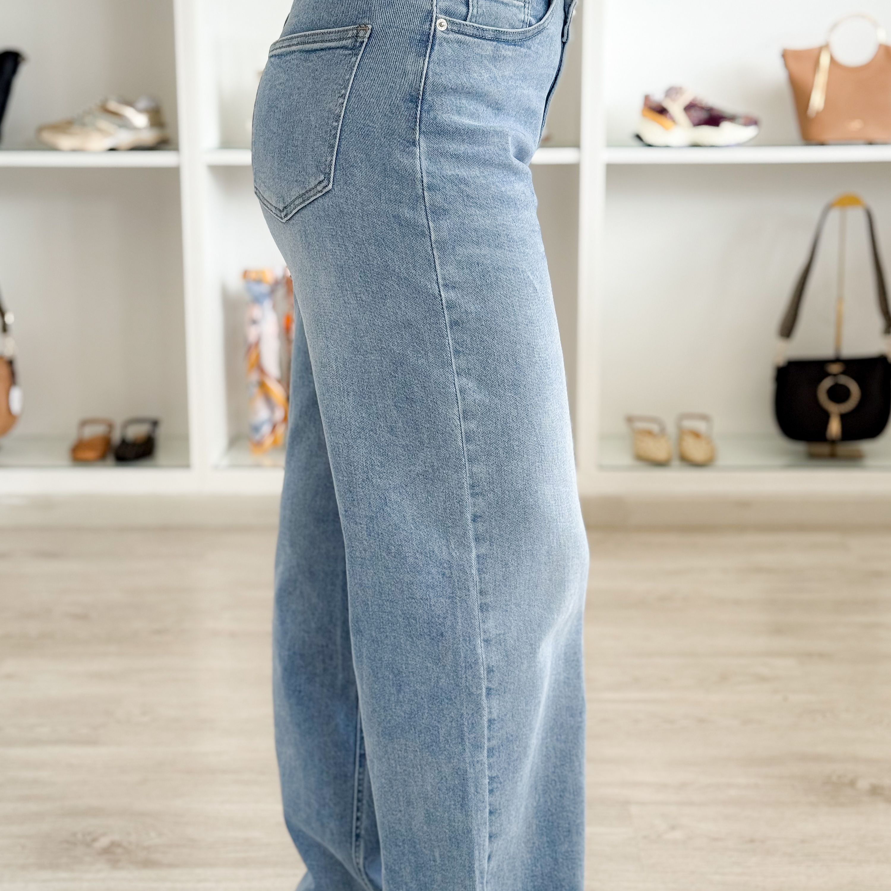 Calças de ganga assimétricas  2