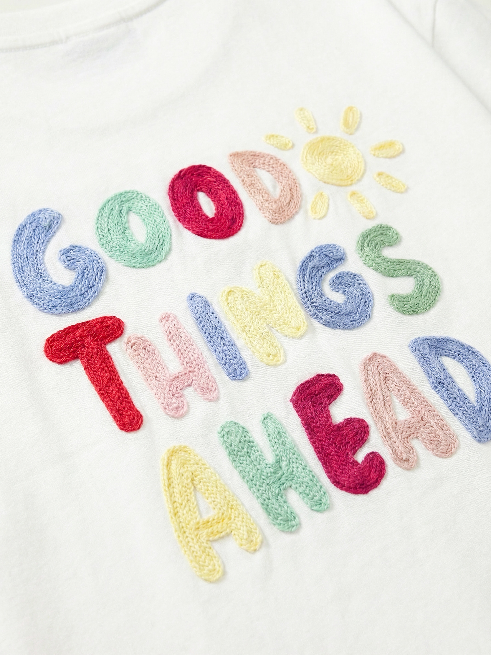 Tshirt Good things ahead  5