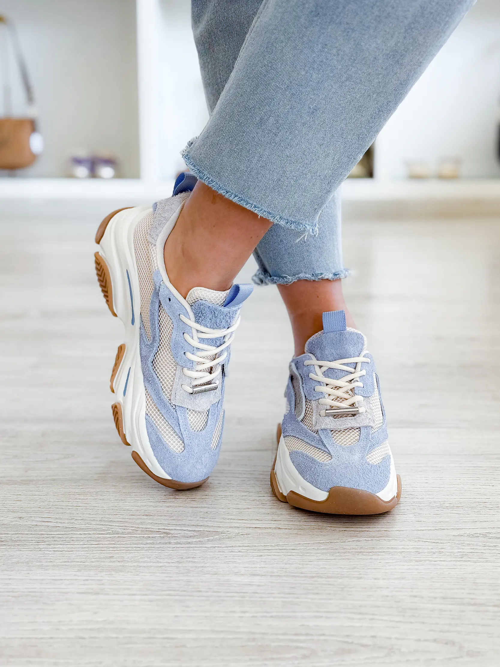 Possession-E Sneaker 3