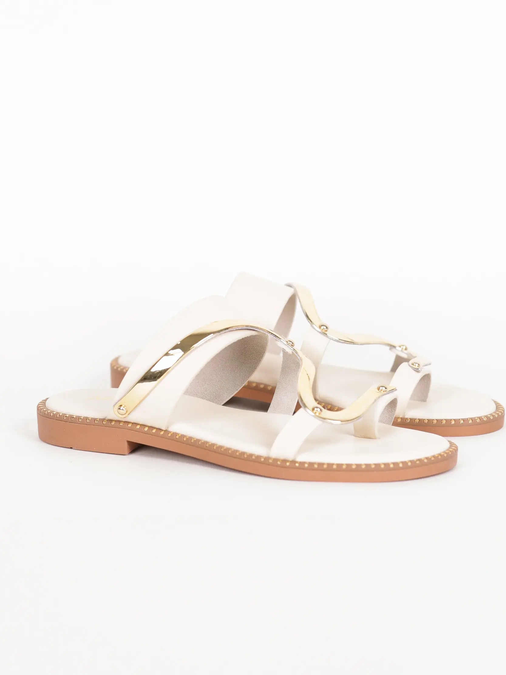 Carson Sandal 4