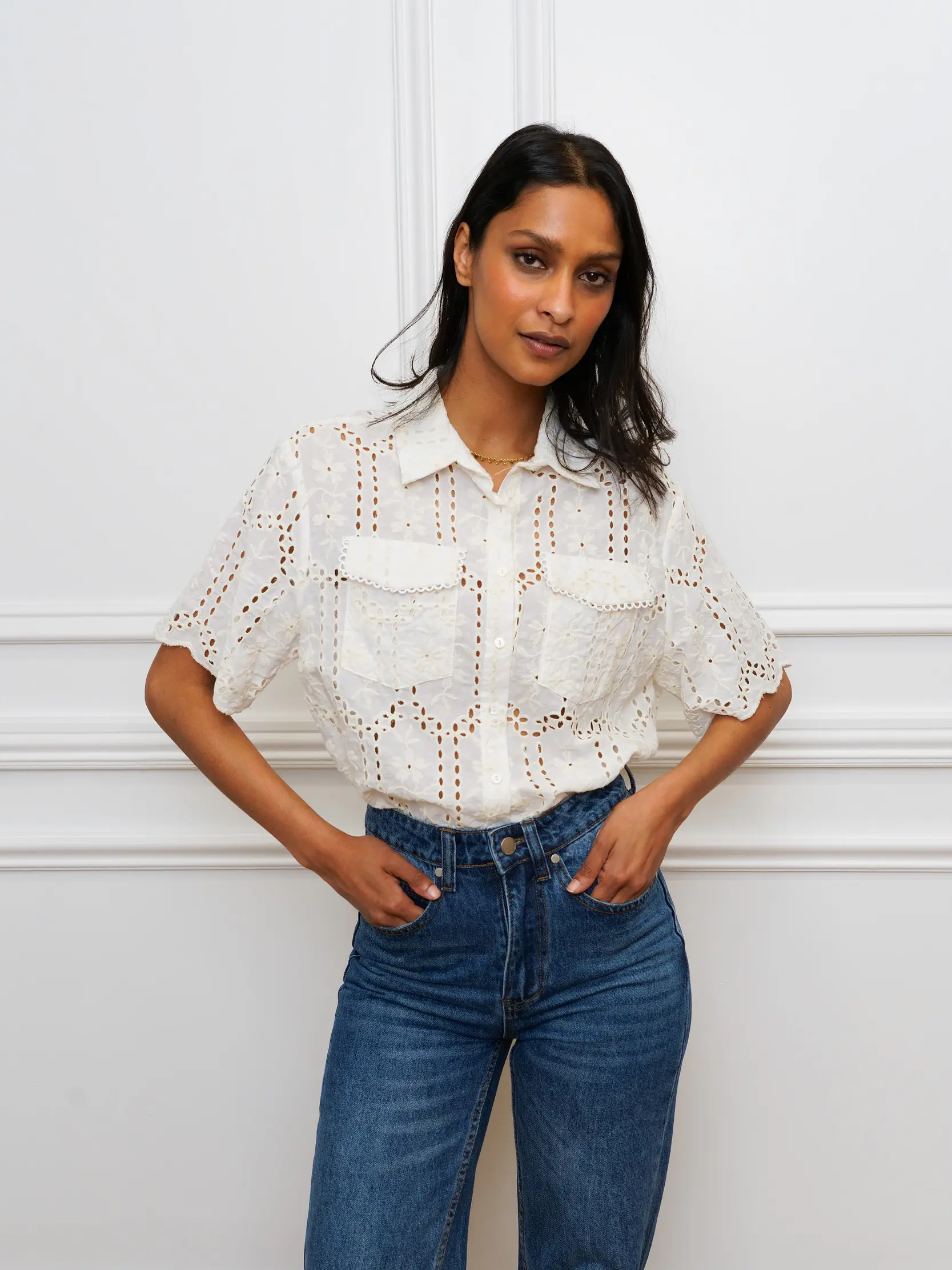 Blusa em Bordado inglês  1