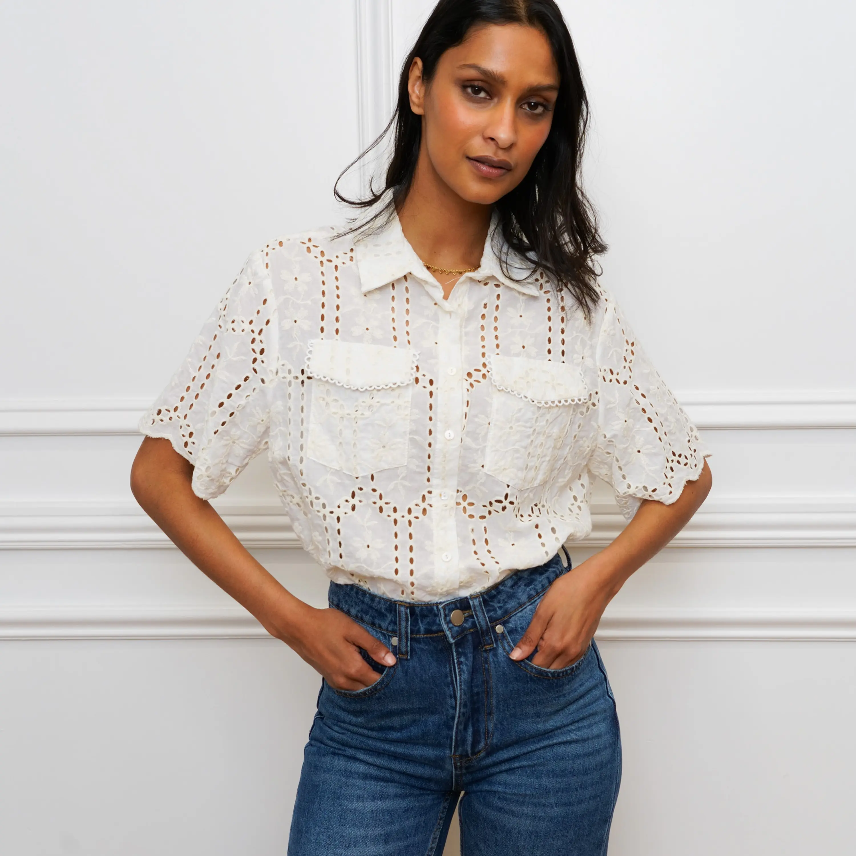Blusa em Bordado inglês  1