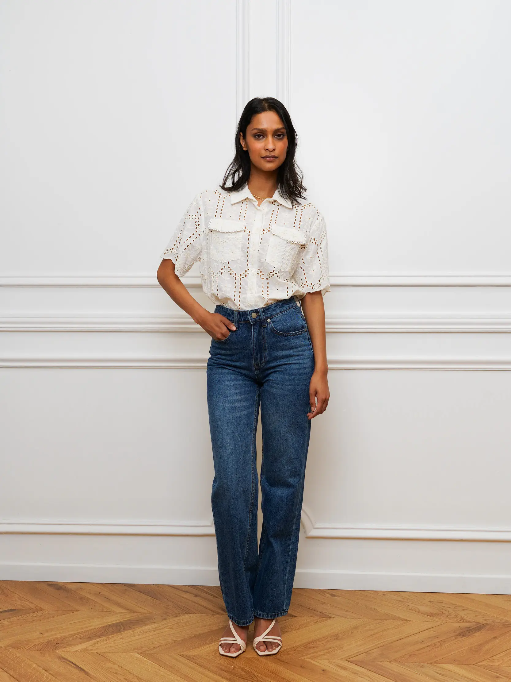 Blusa em Bordado inglês  3