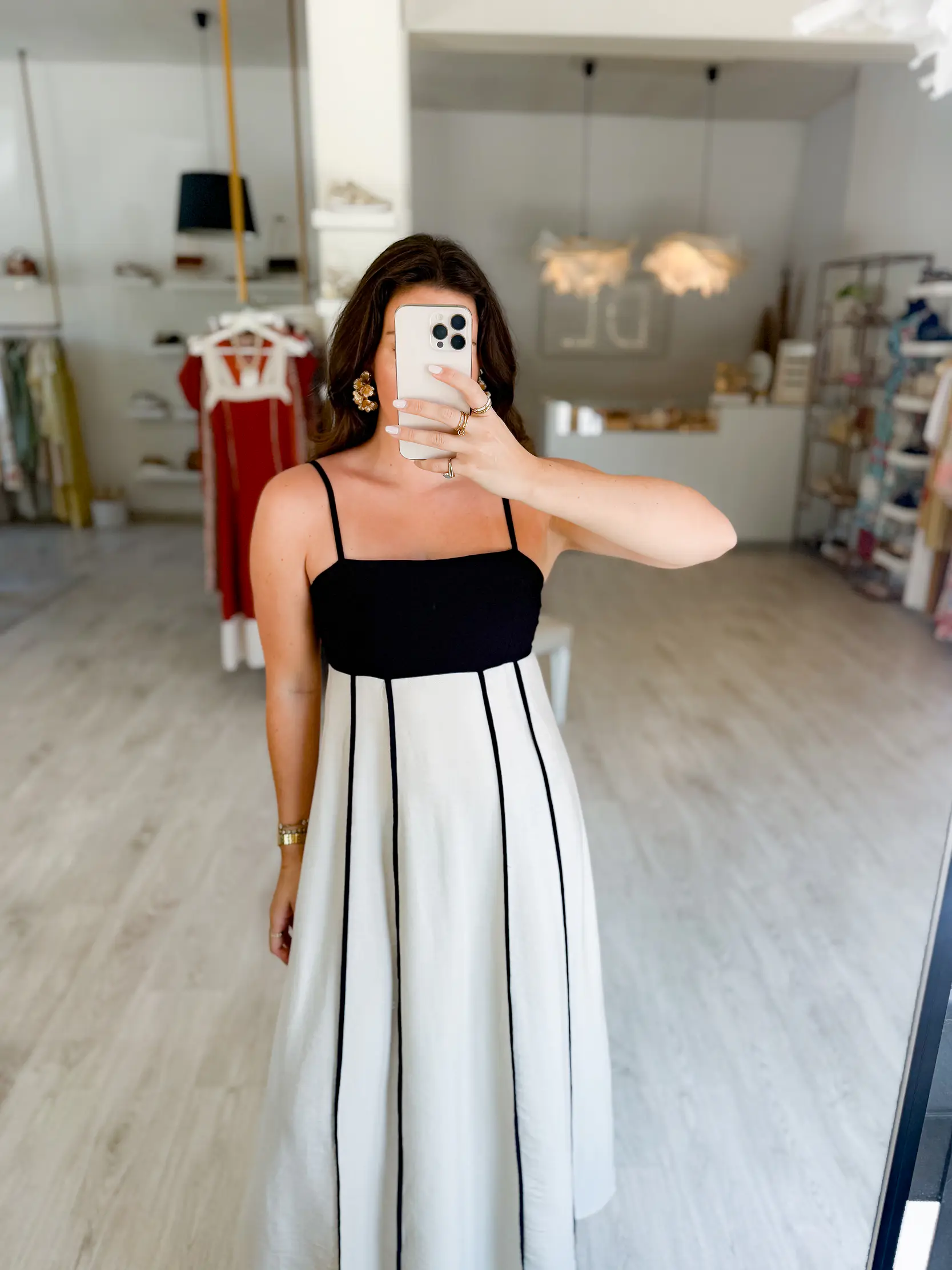 Vestido Larissa Preto  4