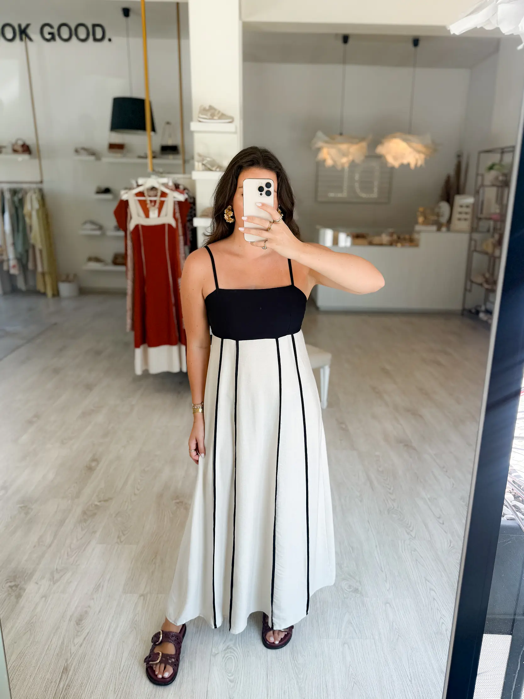 Vestido Larissa Preto  5