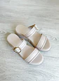 Helen Sandal - Thumbnail 2