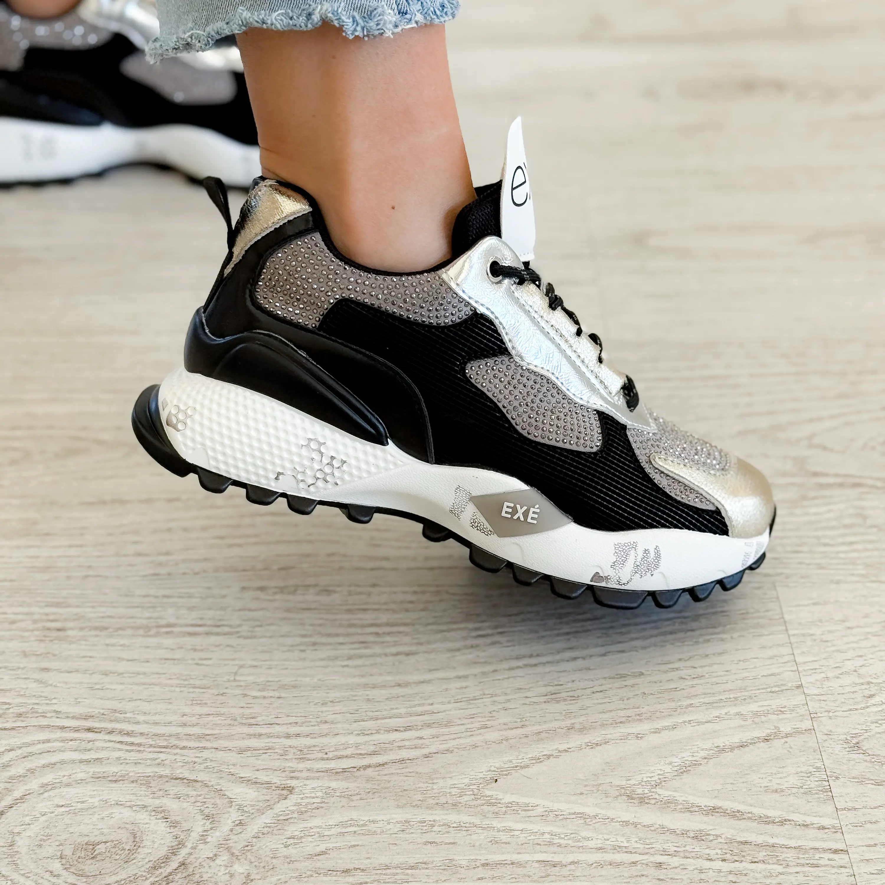 Fanny Sneaker  4