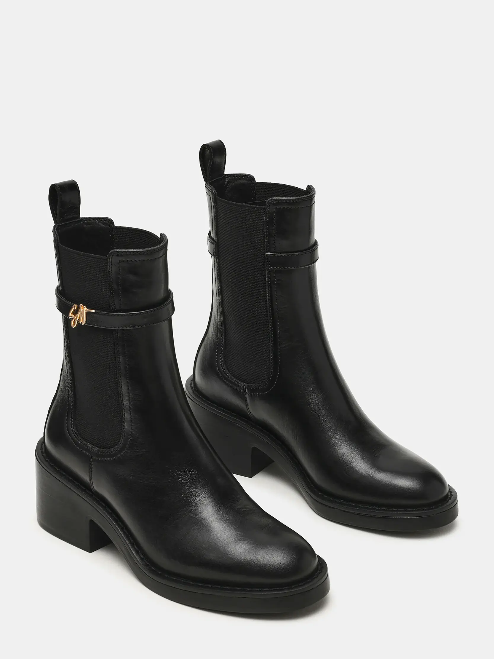 Botim Charity Balck Leather 3