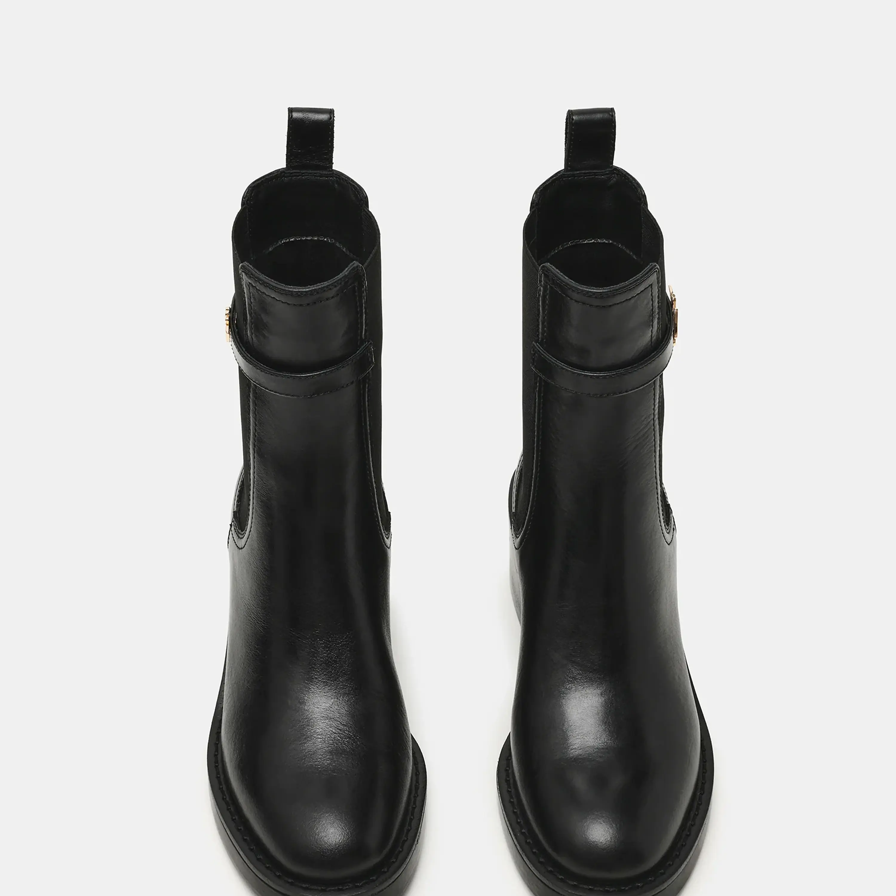 Botim Charity Balck Leather 4