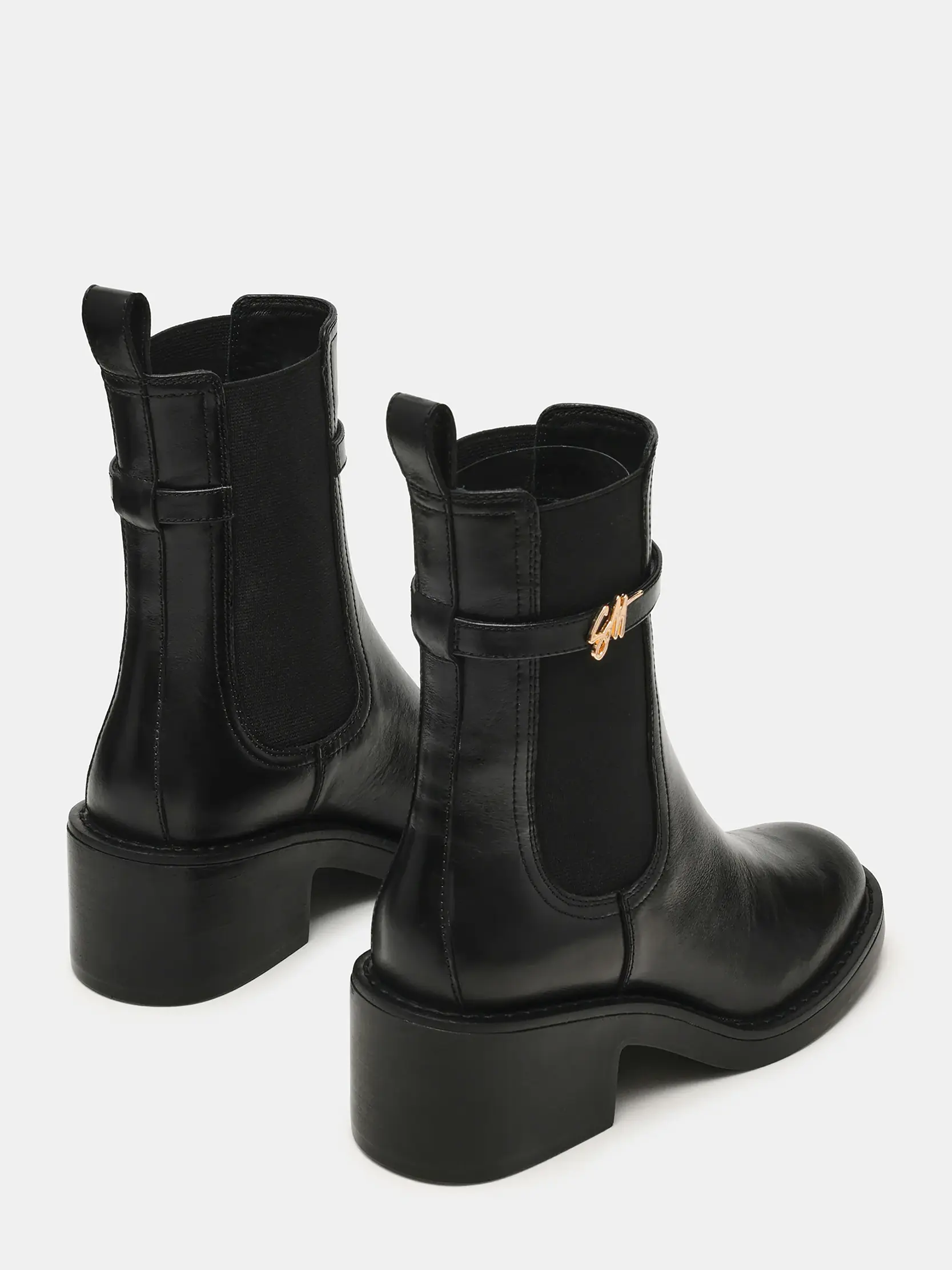 Botim Charity Balck Leather 5