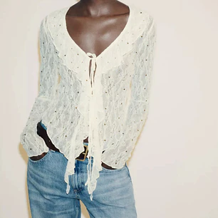 Blusa Rendada Lisa 