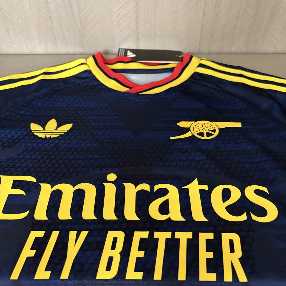 Arsenal Away player - 26/27 4