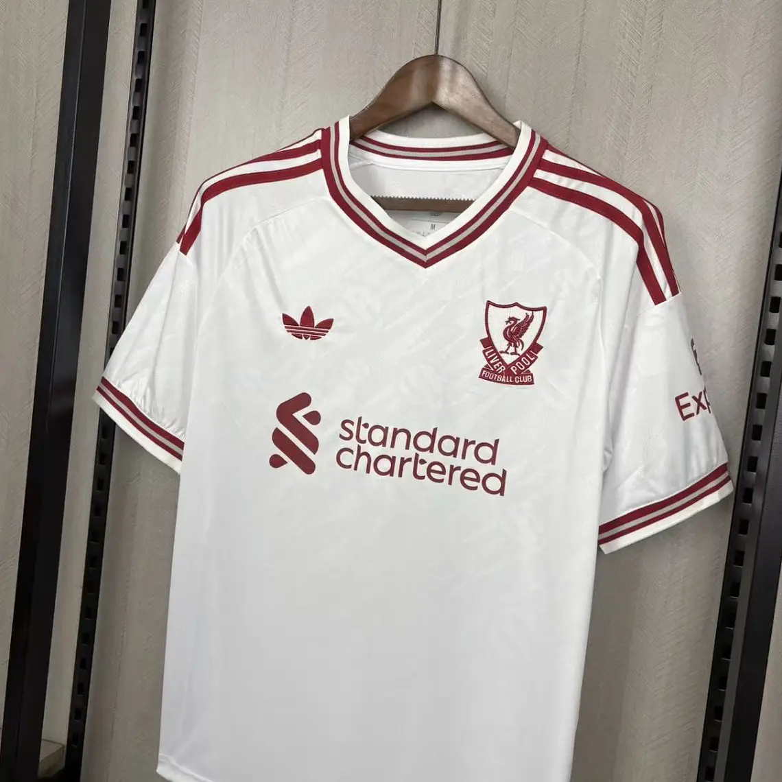 Liverpool Jersey Away - 26/27 4