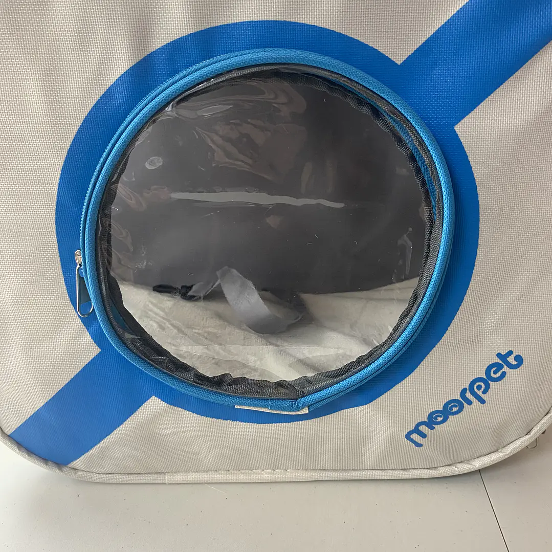 TRANSPORTADOR MOCHILA PEQUEÑO  1