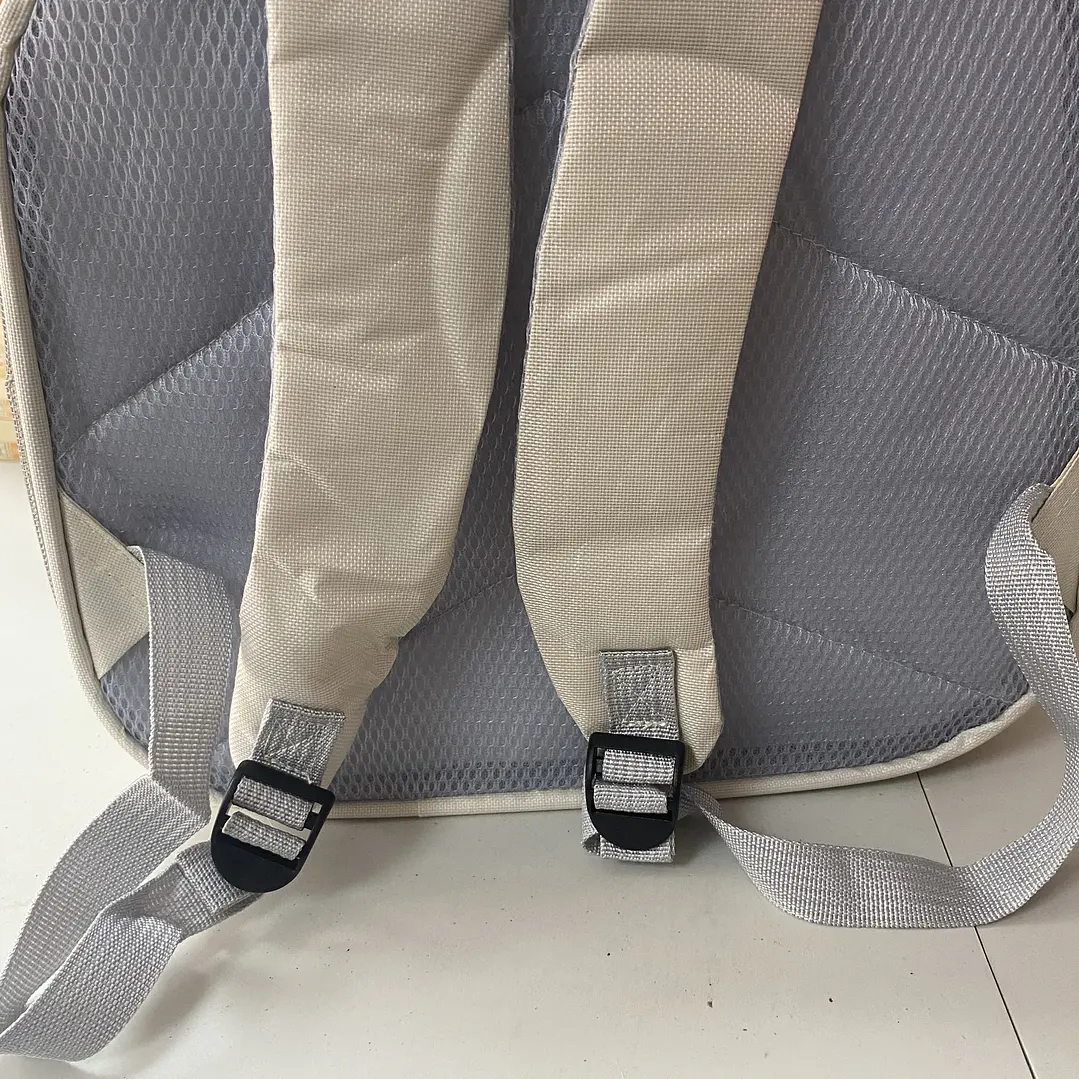 TRANSPORTADOR MOCHILA PEQUEÑO  2