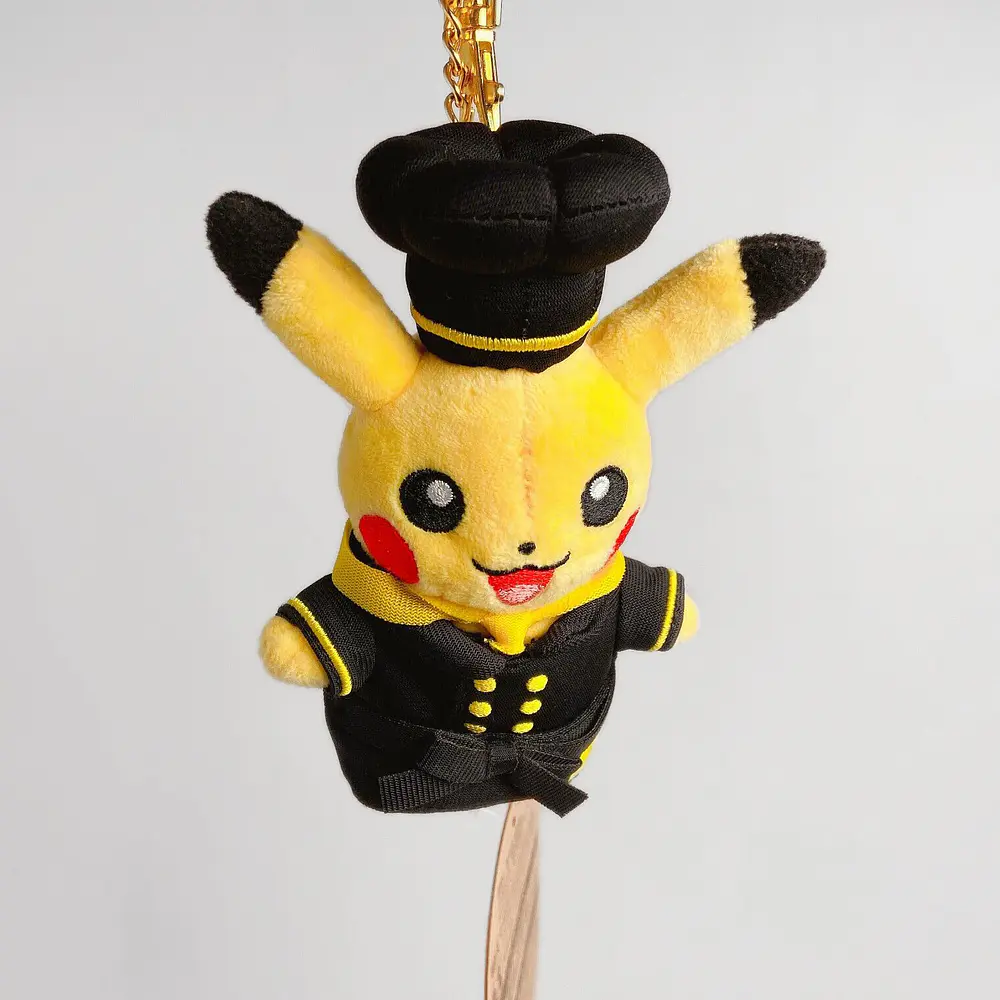 Peluche Mascota · Pikachu Pastelero - Vista del producto