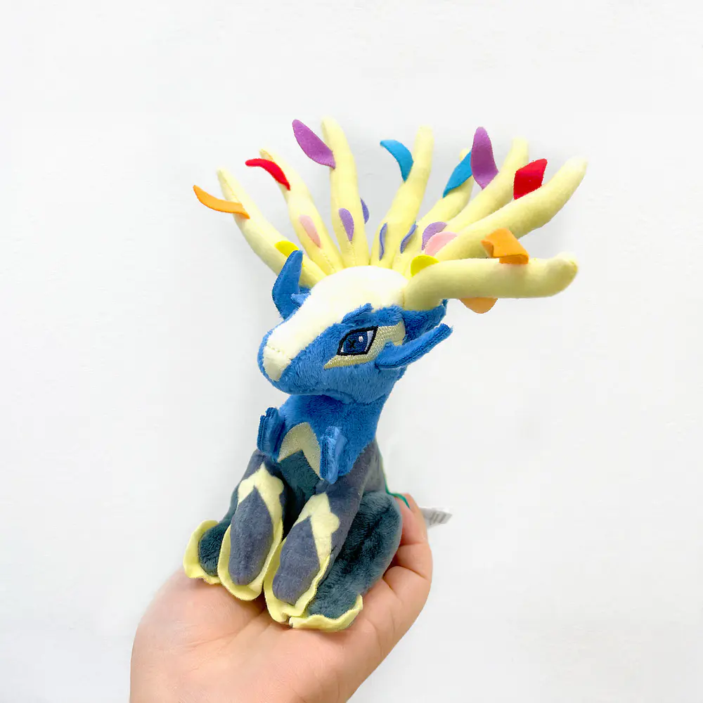 #716 Xerneas - Vista del producto