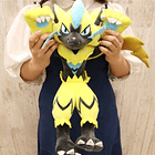 #807 Zeraora · Mediano 3