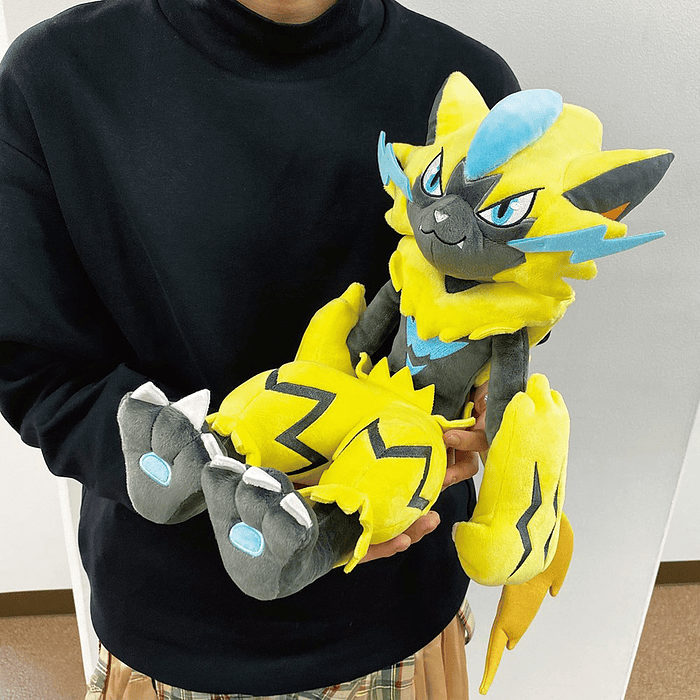 #807 Zeraora · Mediano 2