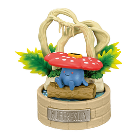 A Little Tale of the Forest · Figura Sorpresa