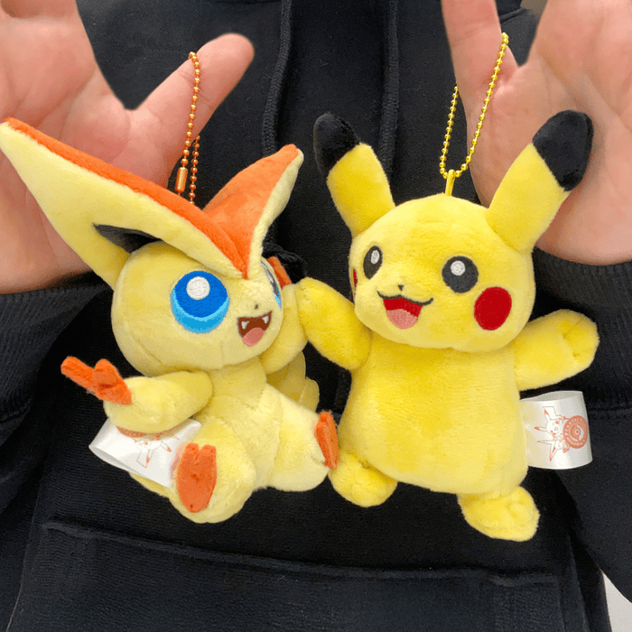 Peluches Magnéticos · Pikachu y Victini 2