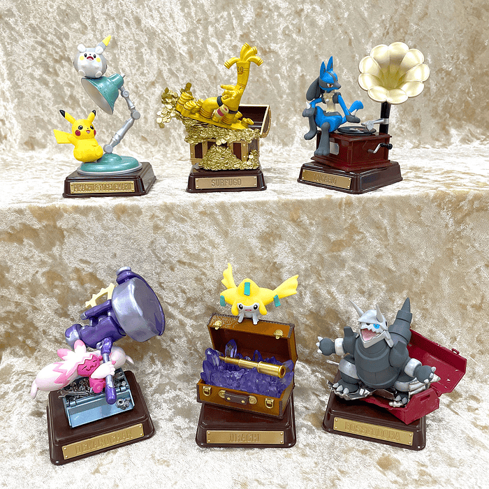 Vintage Collection Type: Steel · Figura Gholdengo 3