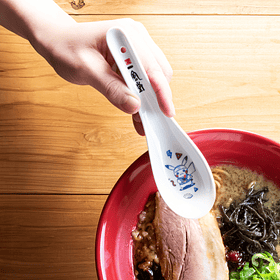 Cuchara Ramen · Pikachu