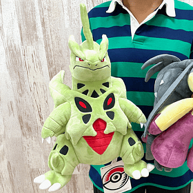 Peluche · Mega Tyranitar