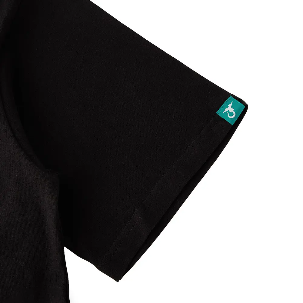Polera Dragapult · Talla M - Vista del producto