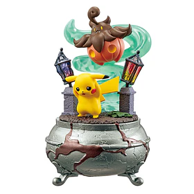 Little Night 2 · Figura Pikachu & Pumpkaboo