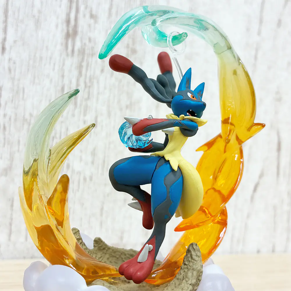 Swing Vignette 4 · Figura Mega Lucario - Vista del producto
