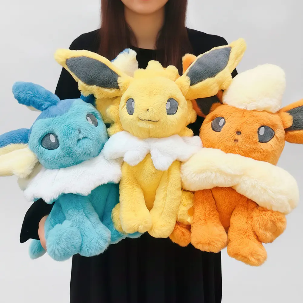 Peluche Fluffy · Grande · Flareon - Vista del producto