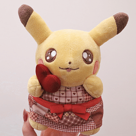Peluche · Pikachu