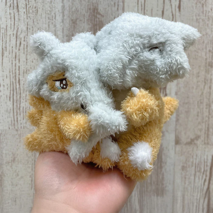 Peluche Retráctil · Cubone y Marowak 2