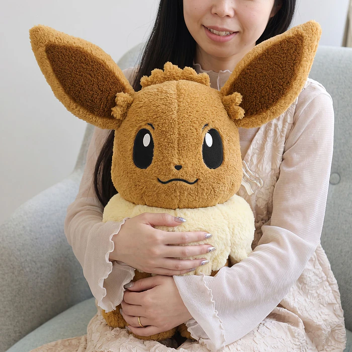 Peluche Gigante · Eevee