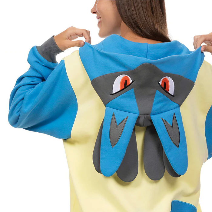 Polerón Capucha · Lucario Talla L 3