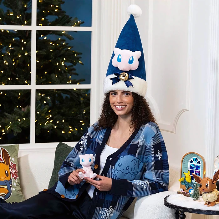 Gorro Navideño · Mew 2
