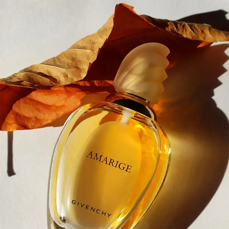 Givenchy Amarige Woman Eau de Toilette 4