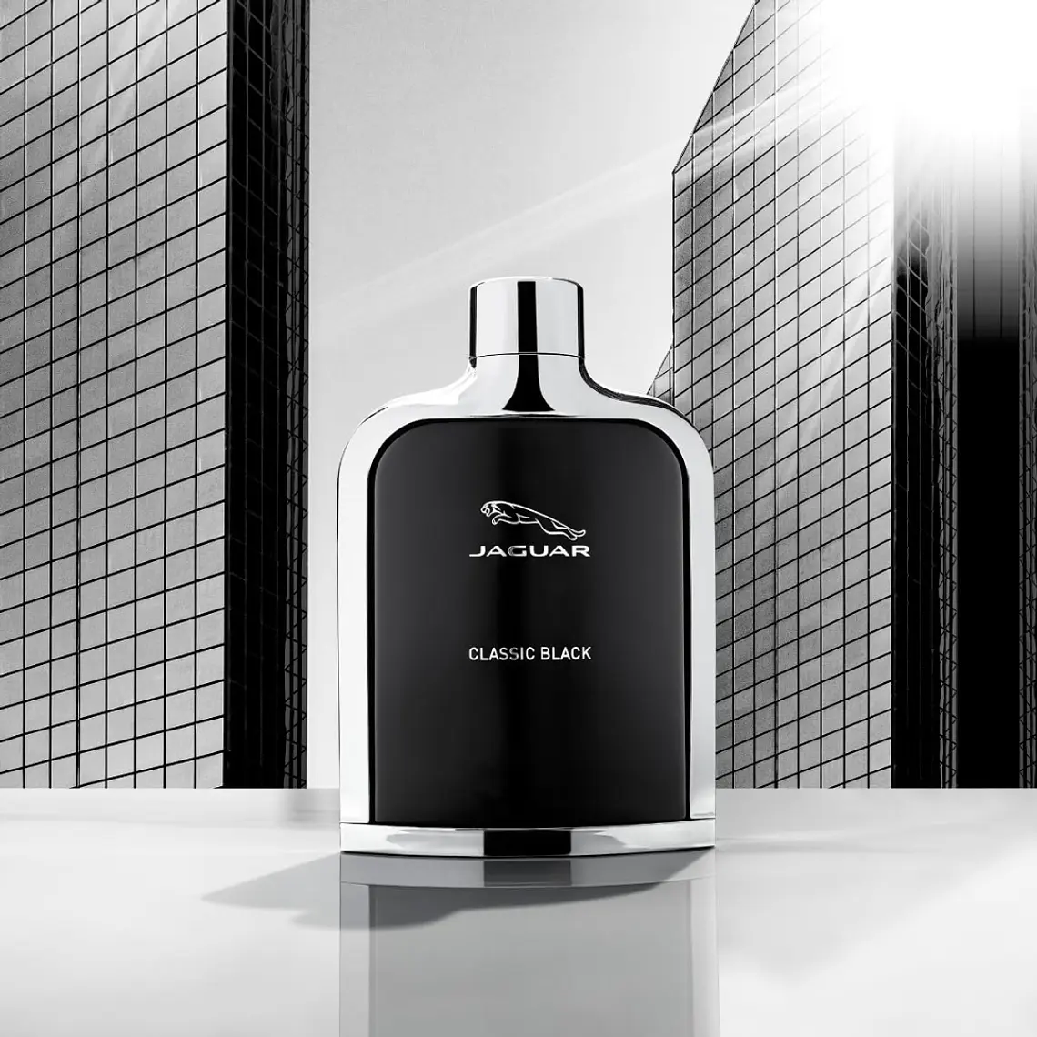 Jaguar Classic Black Eau de Toilette 3