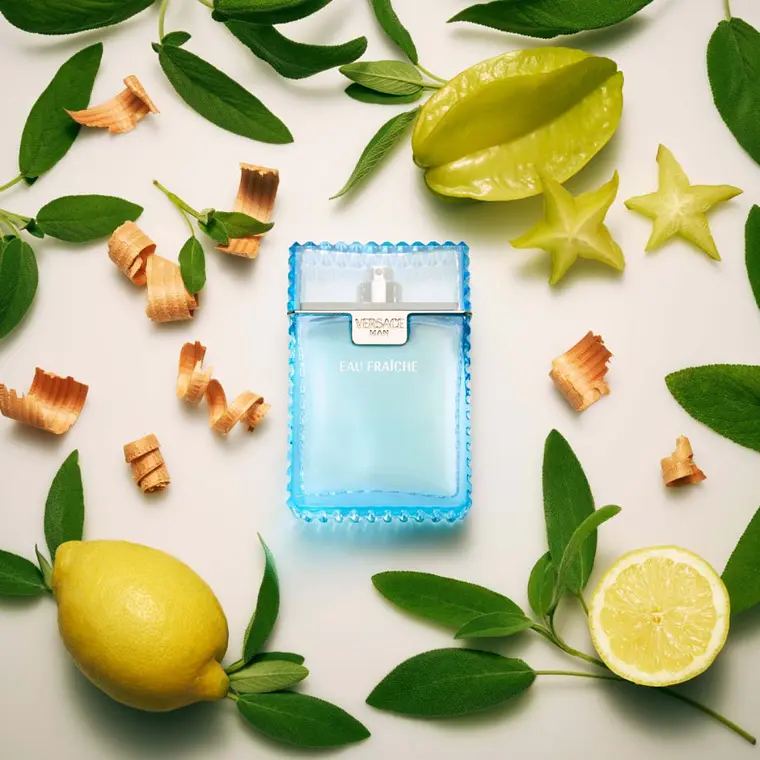 Versace Man Eau Fraîche Eau de Toilette 4