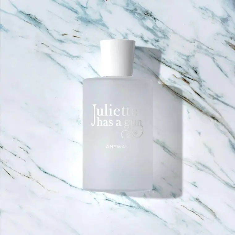 Juliette Has a Gun Anyway Eau de Parfum 3