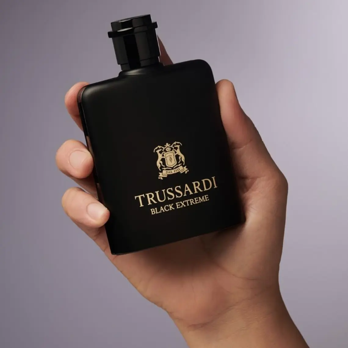Trussardi Black Extreme Man Eau de Toilette 7