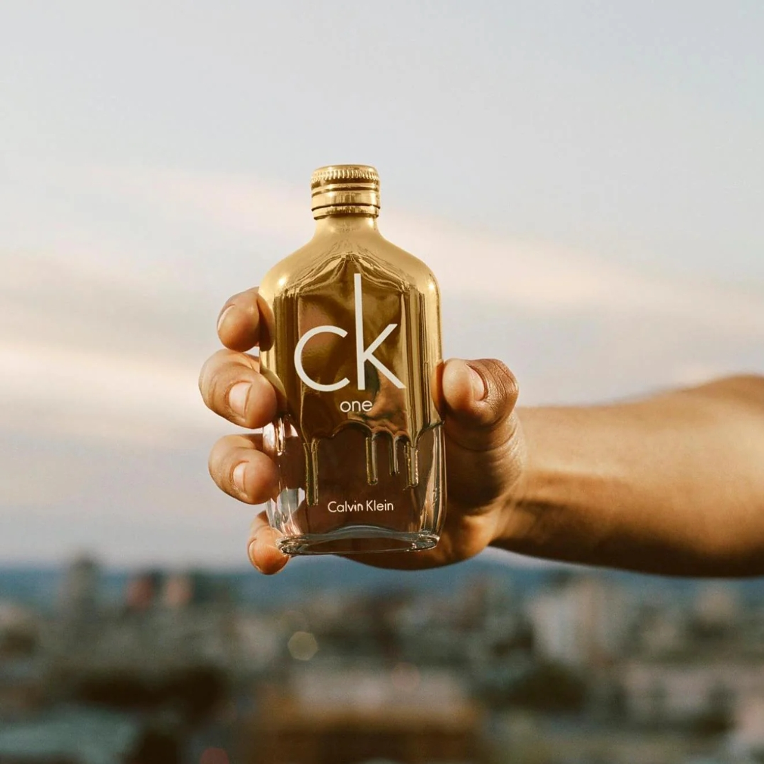 Calvin Klein CK One Gold Unissexo Eau de Toilette 5