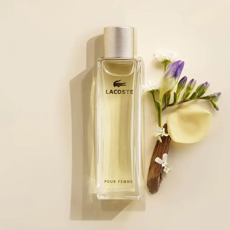 Lacoste Pour Femme Eau de Parfum 4