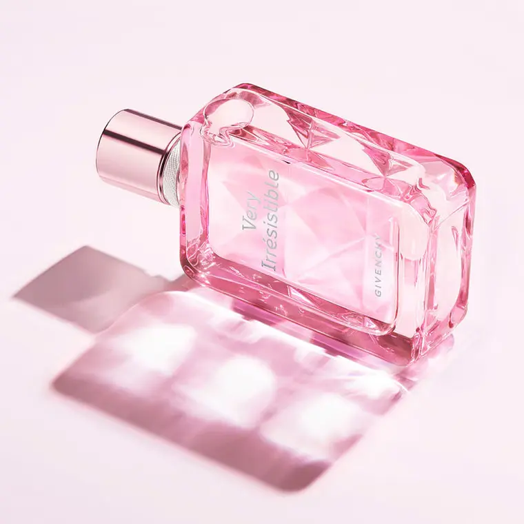 Givenchy Very Irrésistible Woman Eau de Toilette 5